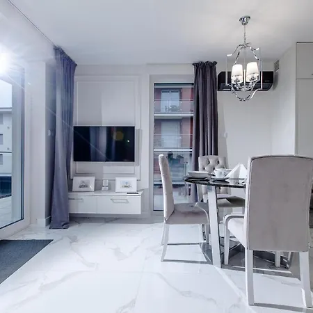 Klifowa 72 Apartment Rewal