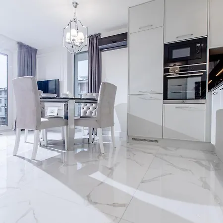Klifowa 72 Apartman Rewal